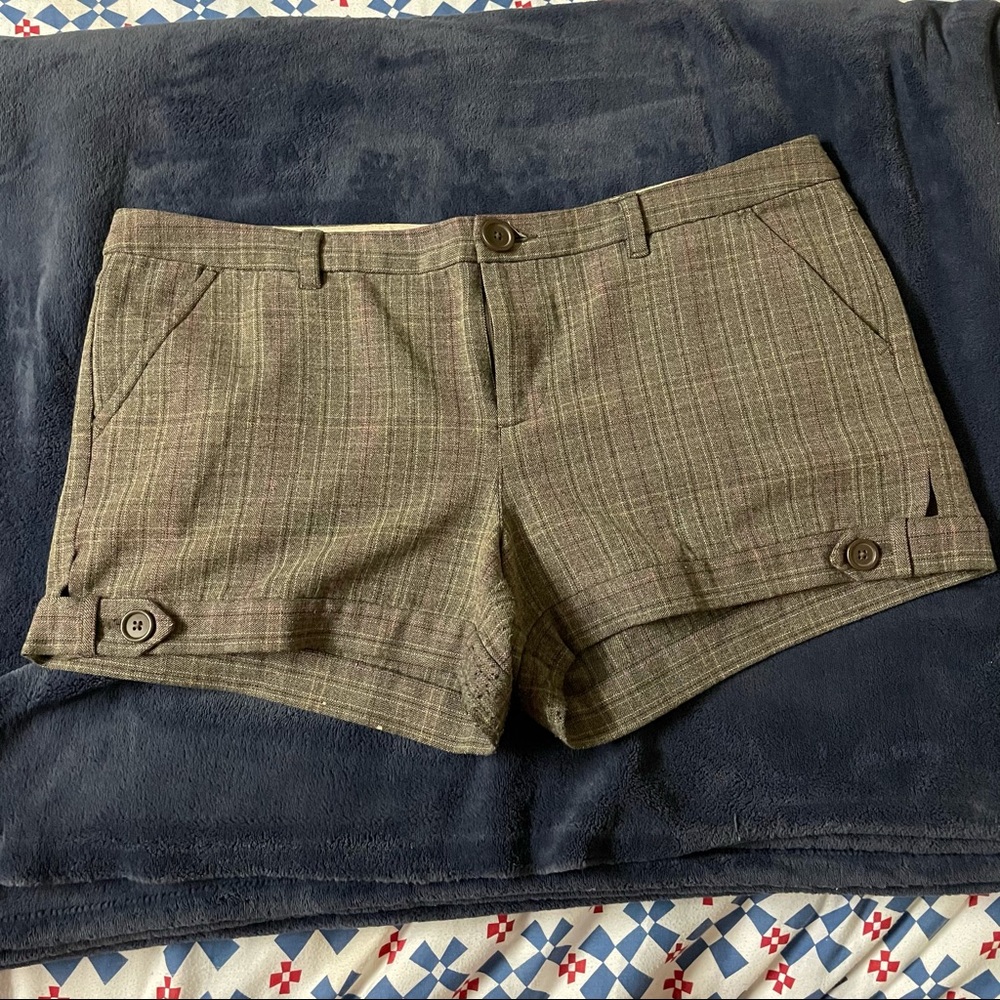 Old Navy size 14 shorts